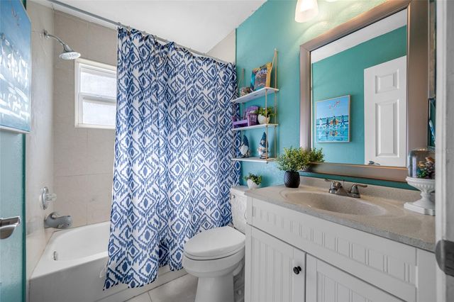 8713 IMPERIAL COURT, Tampa, FL 33635