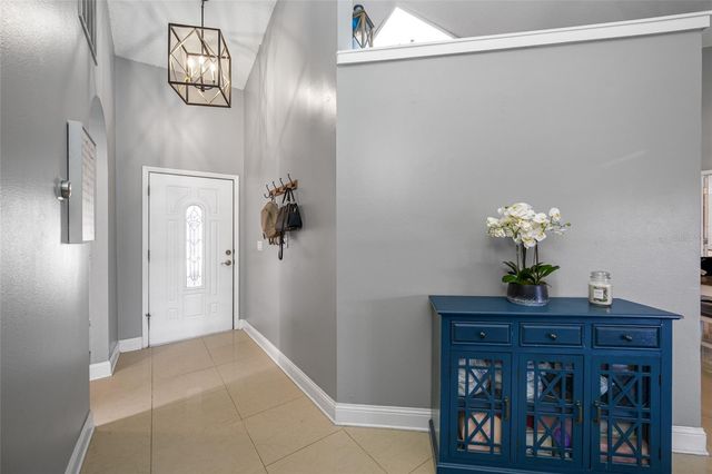 8713 IMPERIAL COURT, Tampa, FL 33635