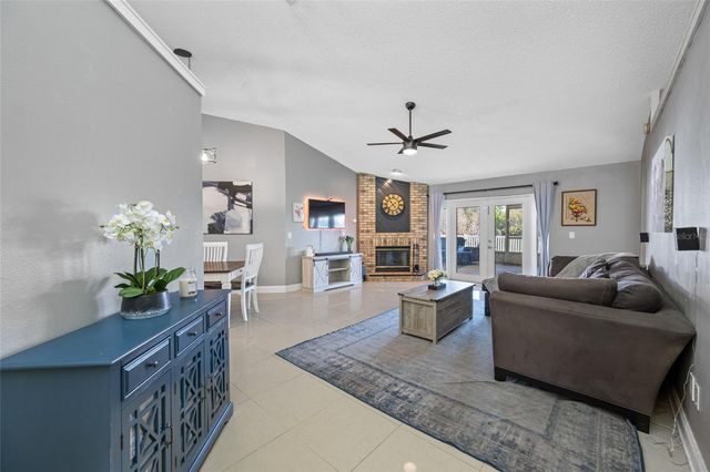 8713 IMPERIAL COURT, Tampa, FL 33635