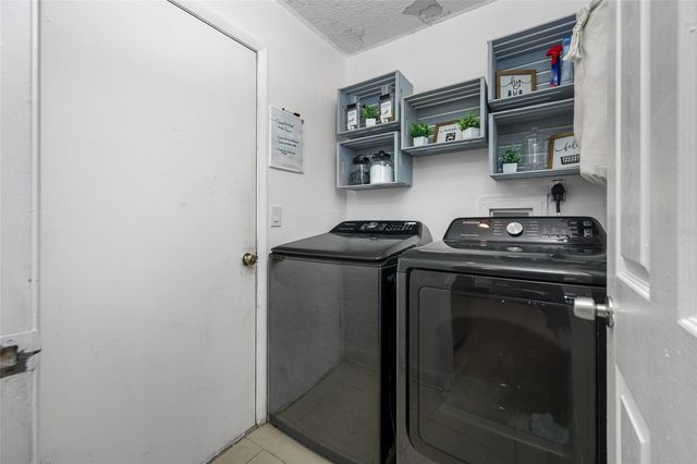 8713 IMPERIAL COURT, Tampa, FL 33635