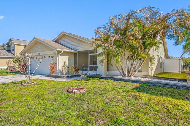 8713 IMPERIAL COURT, Tampa, FL 33635