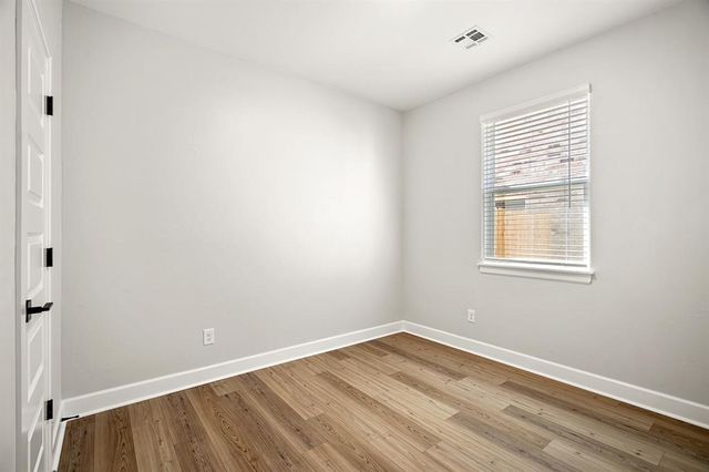 11909 SW 30th Street, Yukon, OK 73099