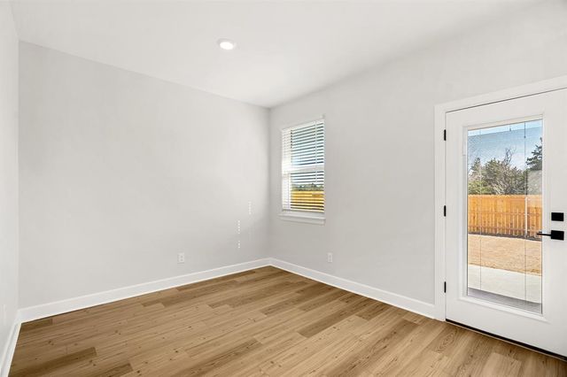 11909 SW 30th Street, Yukon, OK 73099