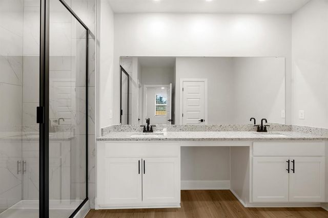 11909 SW 30th Street, Yukon, OK 73099