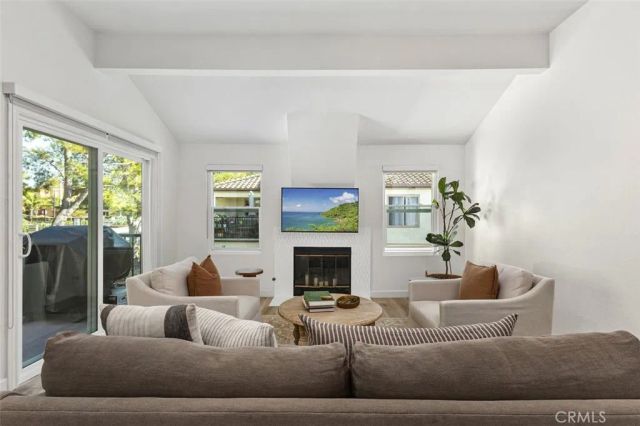 24 Corsica, Newport Beach, CA 92660