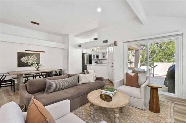 24 Corsica, Newport Beach, CA 92660