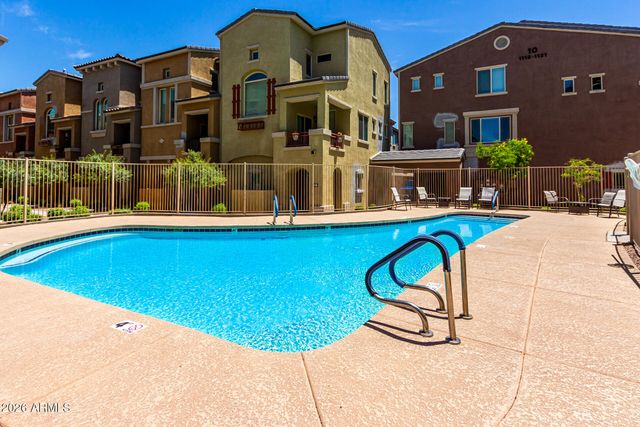 240 W JUNIPER Avenue 1116, Gilbert, AZ 85233
