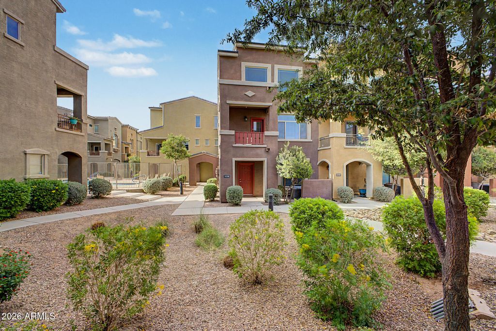 240 W JUNIPER Avenue 1116, Gilbert, AZ 85233
