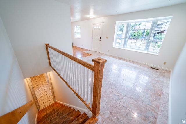 1941 E GUNTHER DR, Cottonwood Heights, UT 84121
