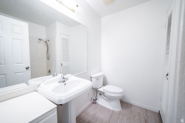 1941 E GUNTHER DR, Cottonwood Heights, UT 84121