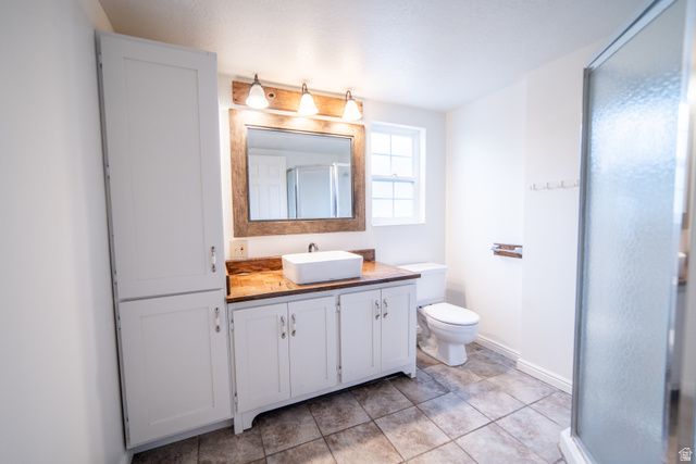 1941 E GUNTHER DR, Cottonwood Heights, UT 84121