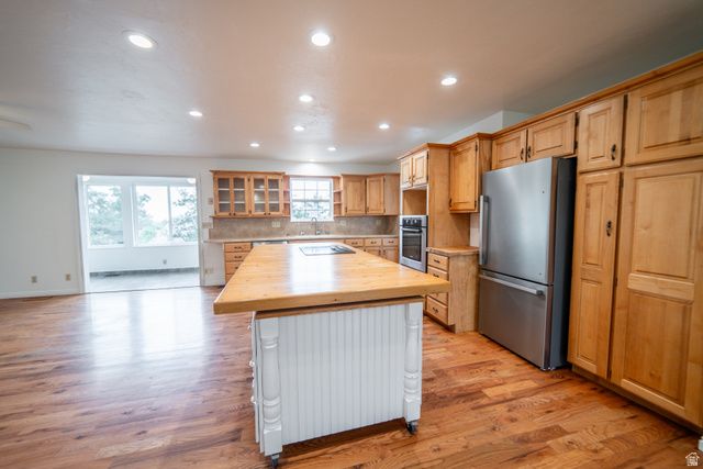 1941 E GUNTHER DR, Cottonwood Heights, UT 84121