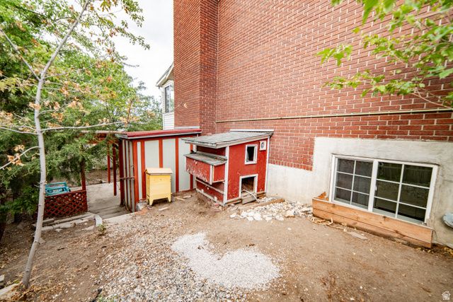 1941 E GUNTHER DR, Cottonwood Heights, UT 84121