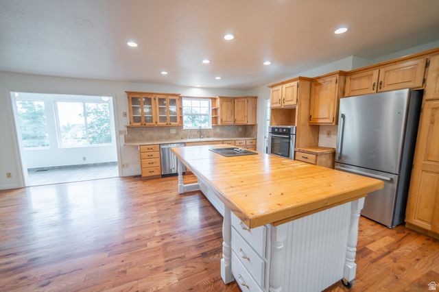 1941 E GUNTHER DR, Cottonwood Heights, UT 84121