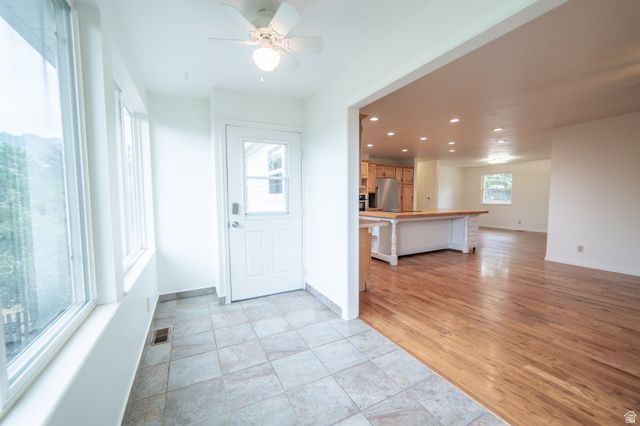 1941 E GUNTHER DR, Cottonwood Heights, UT 84121