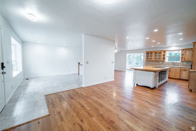 1941 E GUNTHER DR, Cottonwood Heights, UT 84121