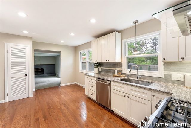 2336 Elliott Street, Grand Rapids, MI 49506