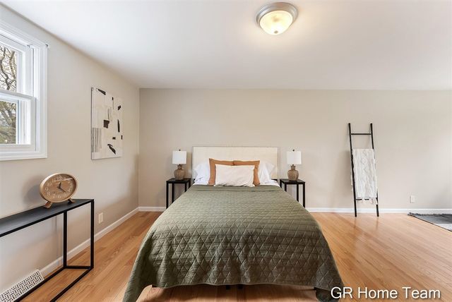 2336 Elliott Street, Grand Rapids, MI 49506