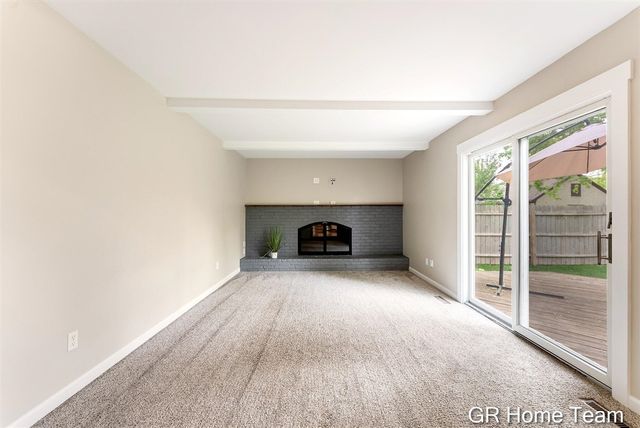2336 Elliott Street, Grand Rapids, MI 49506