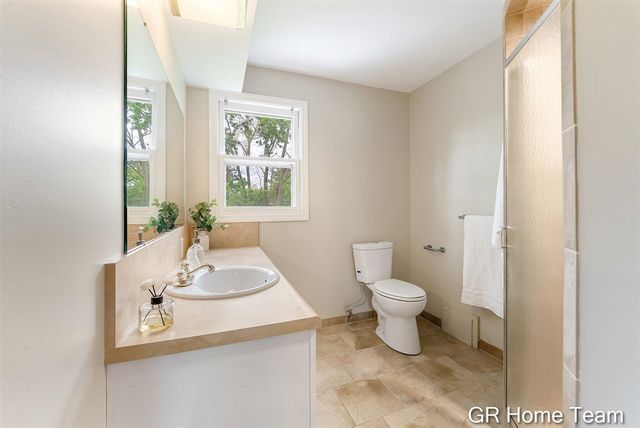 2336 Elliott Street, Grand Rapids, MI 49506