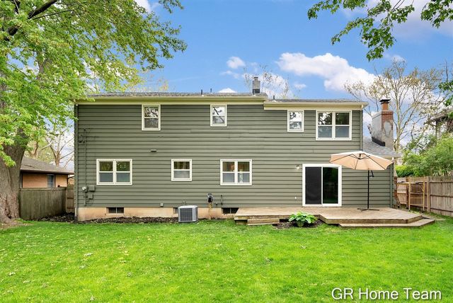2336 Elliott Street, Grand Rapids, MI 49506