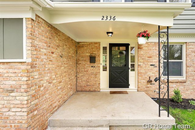 2336 Elliott Street, Grand Rapids, MI 49506