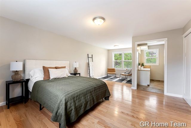 2336 Elliott Street, Grand Rapids, MI 49506