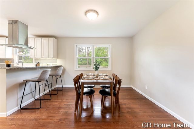 2336 Elliott Street, Grand Rapids, MI 49506
