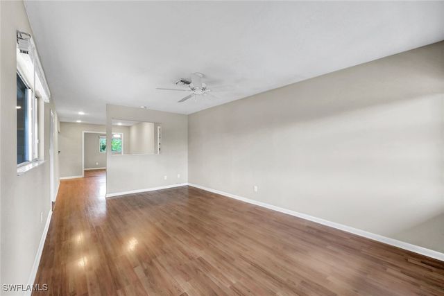 547 103rd AVE N, Naples, FL 34108