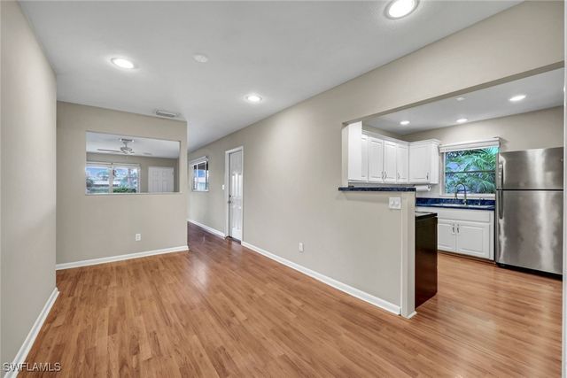 547 103rd AVE N, Naples, FL 34108
