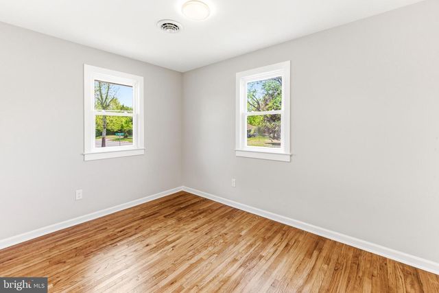 157 S POPLAR ST, Gibbstown, NJ 08027