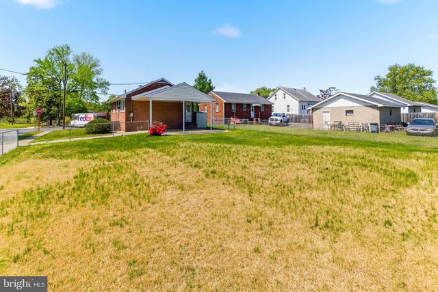 157 S POPLAR ST, Gibbstown, NJ 08027