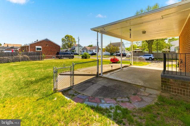 157 S POPLAR ST, Gibbstown, NJ 08027