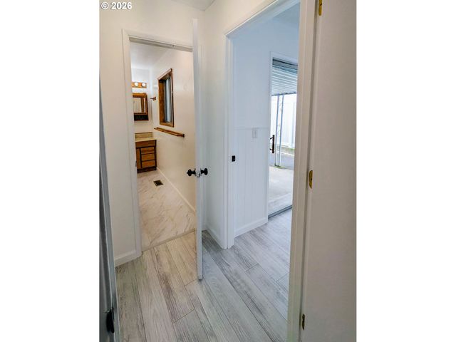 1612 Nw WANELL St, Roseburg, OR 97471