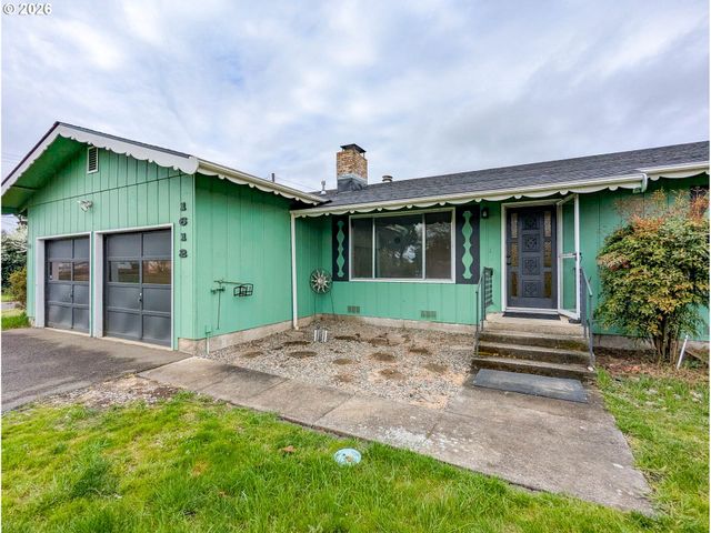 1612 Nw WANELL St, Roseburg, OR 97471