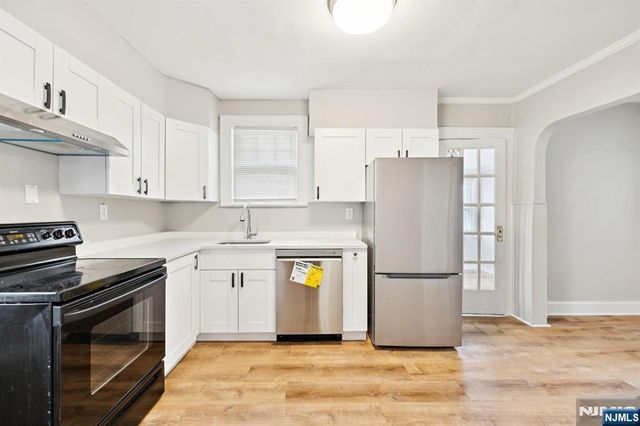 11 Cedar Street, North Arlington, NJ 07031