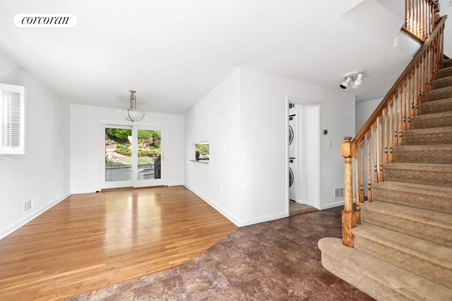 2737 NETHERLAND Avenue, New York City, NY 10463