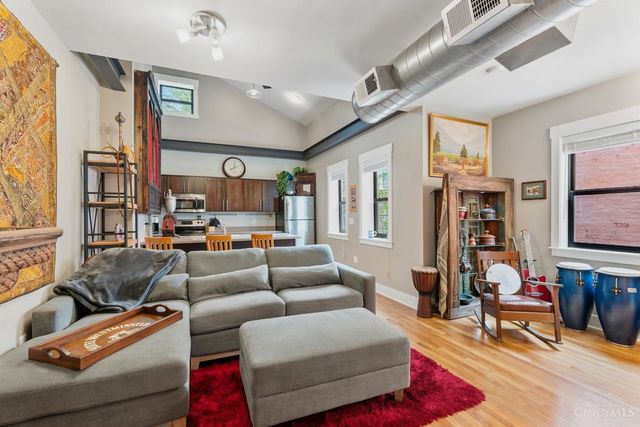 1406 Republic Street, Cincinnati, OH 45202