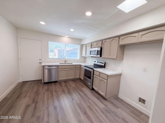 200 E BARBARITA Avenue, Gilbert, AZ 85234