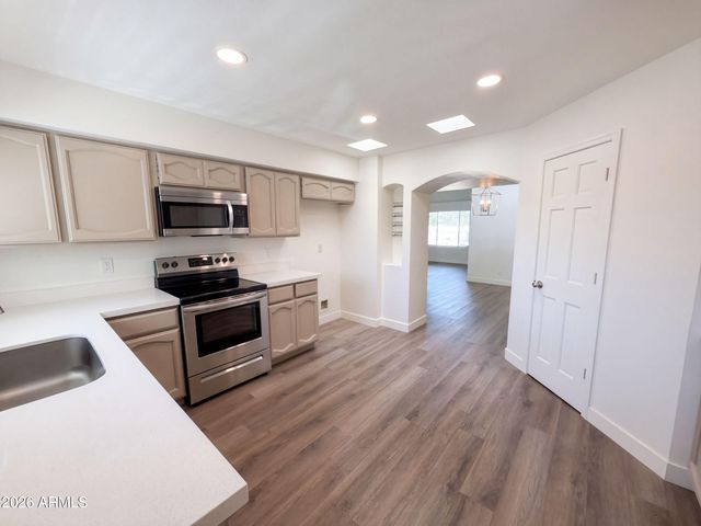 200 E BARBARITA Avenue, Gilbert, AZ 85234