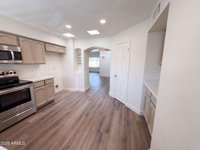 200 E BARBARITA Avenue, Gilbert, AZ 85234