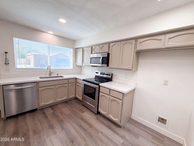200 E BARBARITA Avenue, Gilbert, AZ 85234