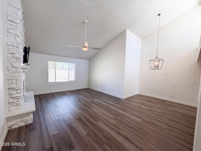 200 E BARBARITA Avenue, Gilbert, AZ 85234