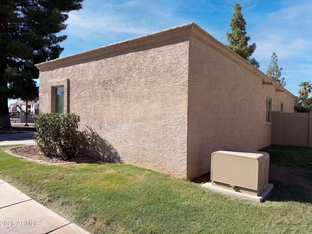 200 E BARBARITA Avenue, Gilbert, AZ 85234