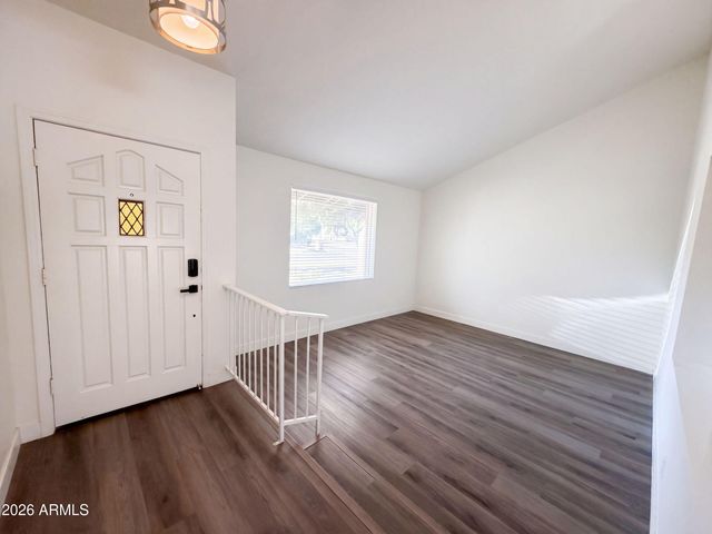 200 E BARBARITA Avenue, Gilbert, AZ 85234