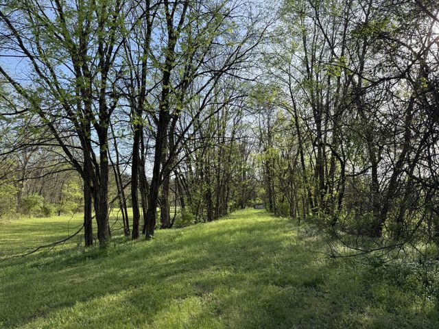 0 Hwy 31 E, Bethpage, TN 37022