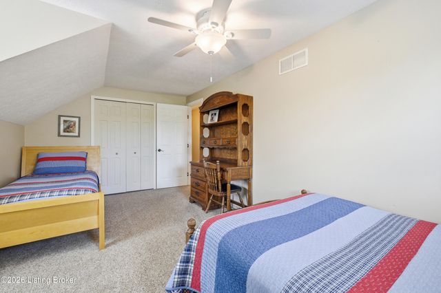 1205 Holsworth Ln, Louisville, KY 40222