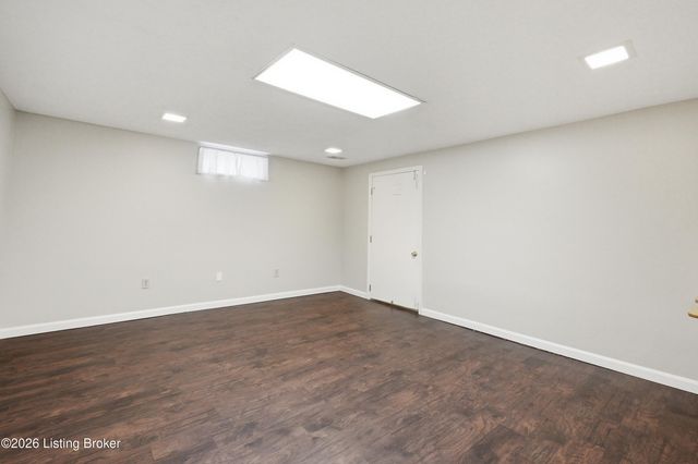 1205 Holsworth Ln, Louisville, KY 40222