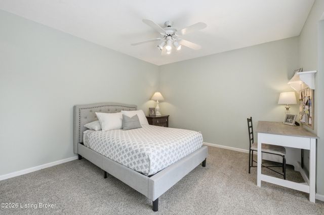 1205 Holsworth Ln, Louisville, KY 40222
