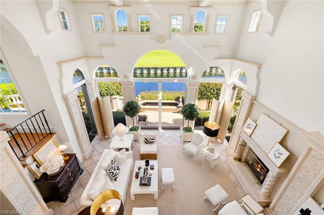 9959 Brassie BEND, Naples, FL 34108